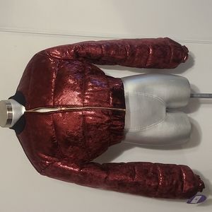 Celb.designer Maggie Barry custom made puff dark wine crop jacket 🌹gold zipper.